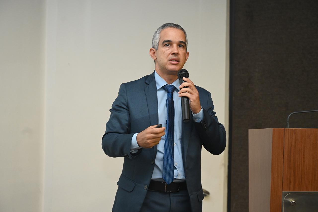 EDUARDO_ORIENTAÇÕES_FOTO_MARCELLE CRISTINE.jpg