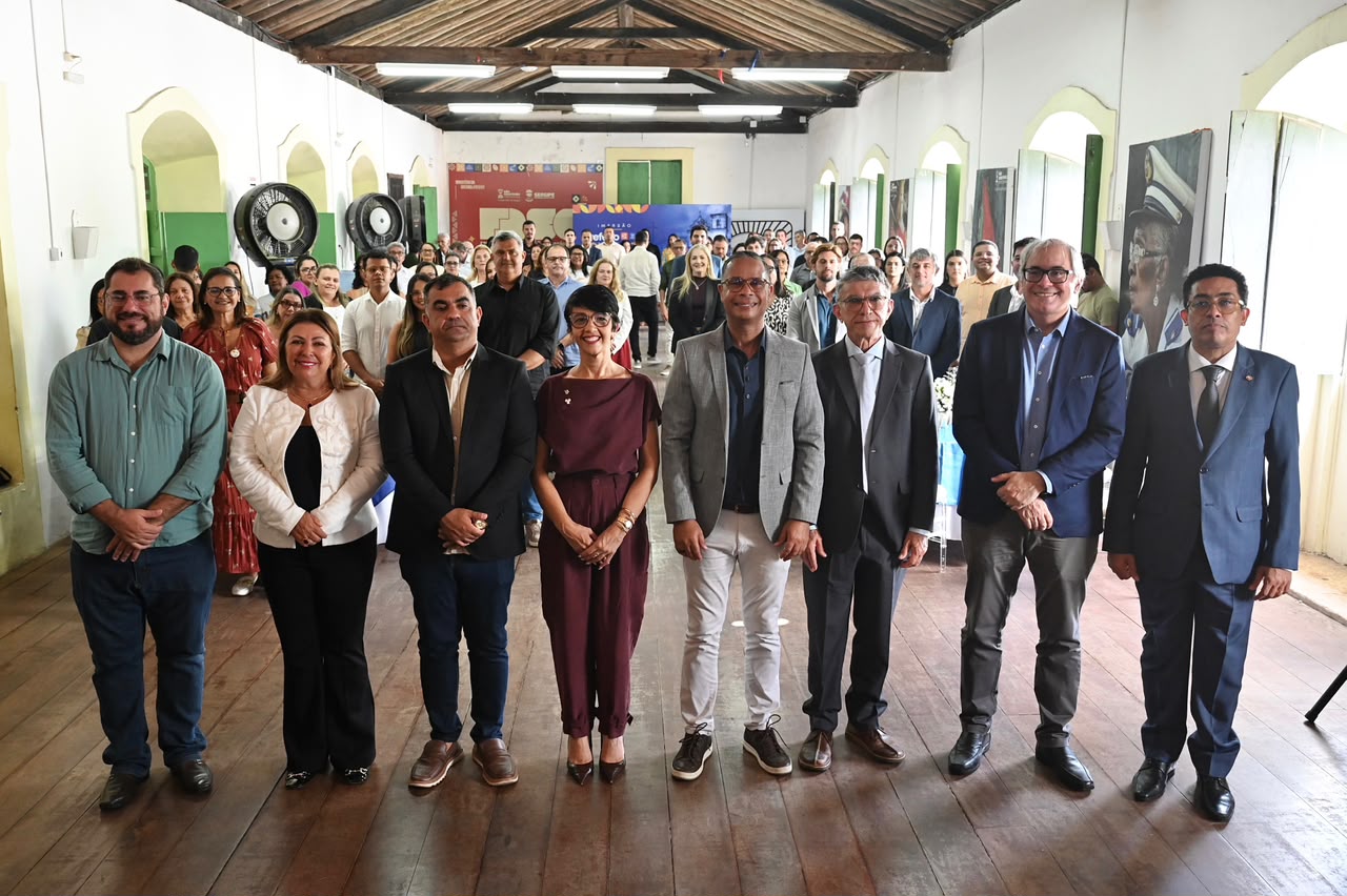 PÚBLICO IMERSÃO PREFEITO_FOTO MARCELLE CRISTINE.jpeg