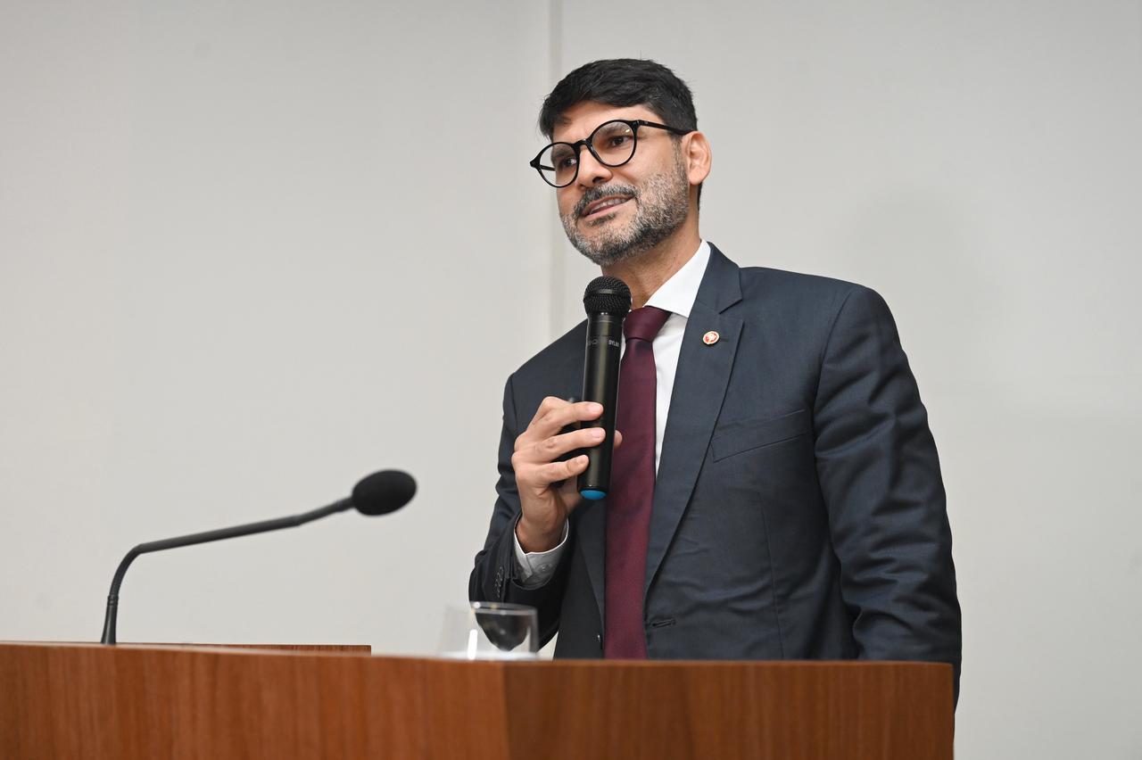 RÔMULO_ORIENTAÇÕES_FOTO_MARCELLE CRISTINE.jpg